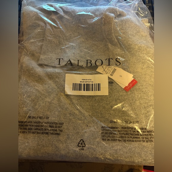 Talbots Cashmere Metallic turtleneck sweater small new - Picture 3 of 3